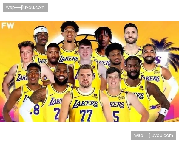 雷迪克团队合作弥补短缺 湖人固定九人轮换的阵容稳定性